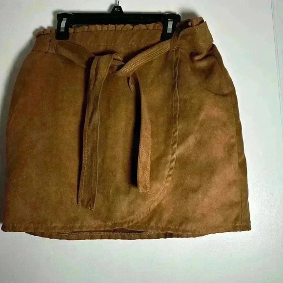 NWT Abercrombie Kids Skirt Faux Suede Mini Girls Sz 17/18 Brown Pull On Lined. - Picture 1 of 11